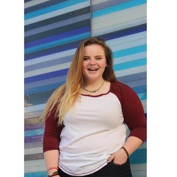 Maroon and white 3/4 length baseball style tee - Picture 1 of 4